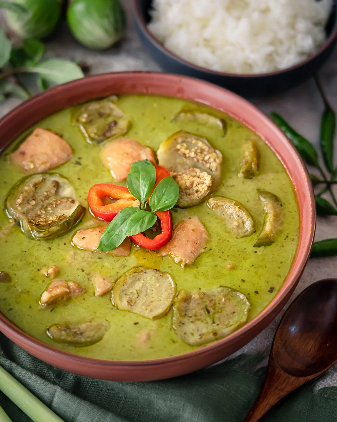 Thai Green Curry Chicken Kaeng Khiao Wan Gai The Spice Odyssey
